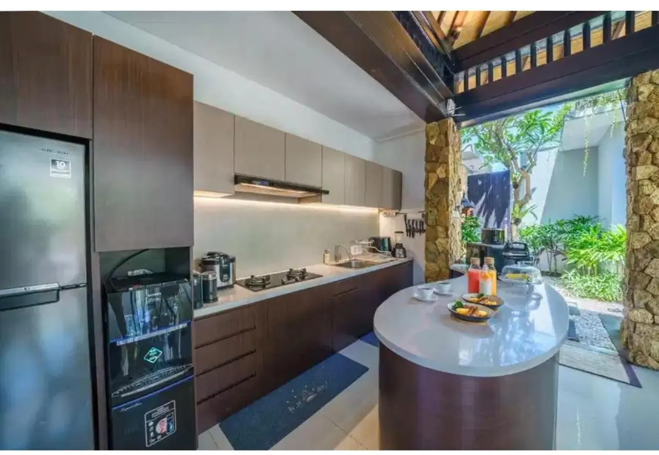 Villa J Nusa Dua  Indonesia