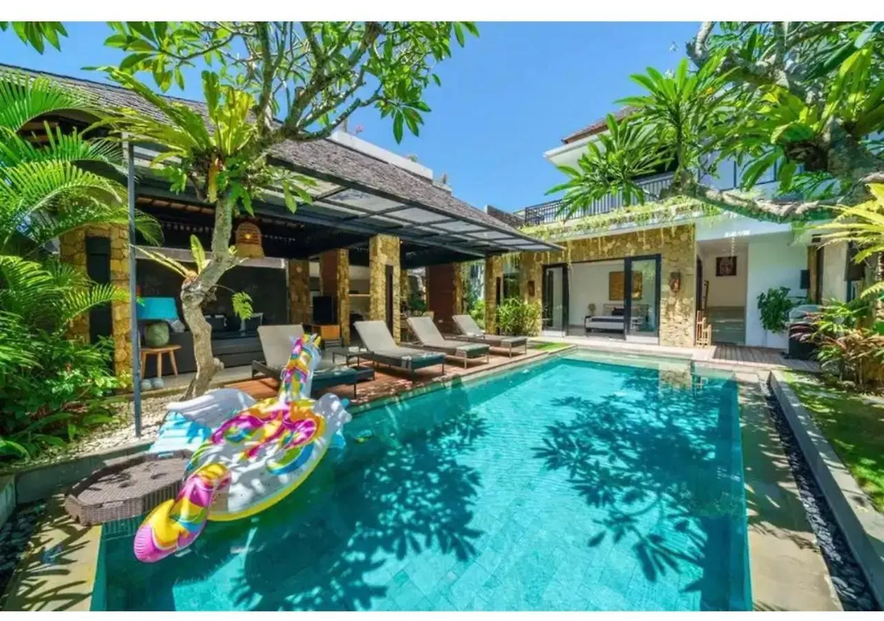 Villa J Nusa Dua  Indonesia