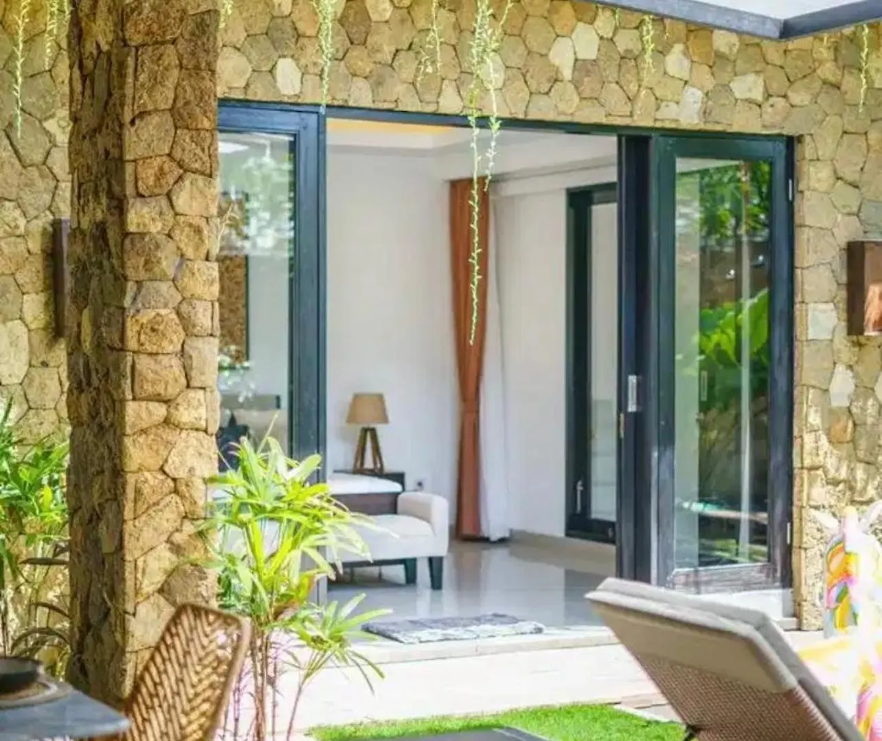 Villa J Nusa Dua